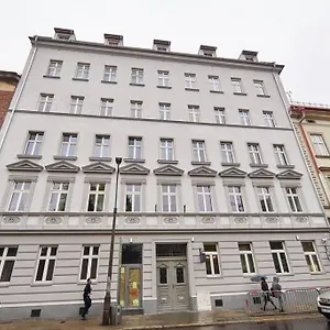 https://home-office-unique-brick-3-old-town-market-square.krakowhotelspoland.com